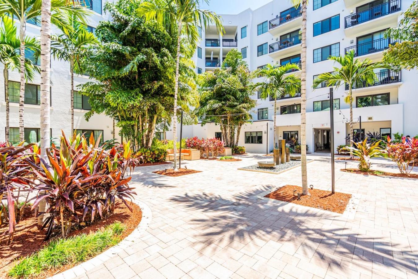 Cozy Retreat 2 Bedroom Hideaway Moments From The Sand Boynton Beach Exterior foto