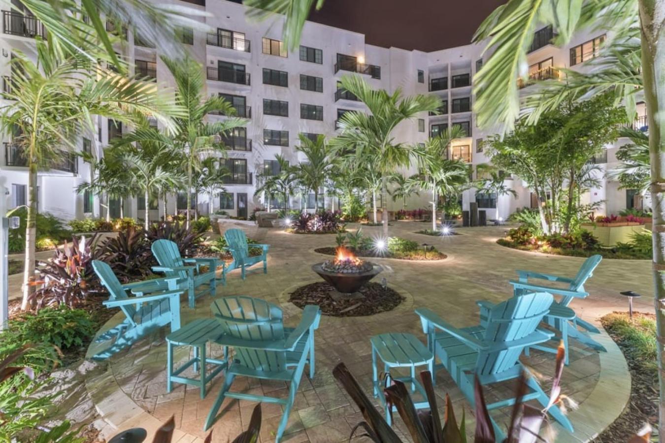 Cozy Retreat 2 Bedroom Hideaway Moments From The Sand Boynton Beach Exterior foto